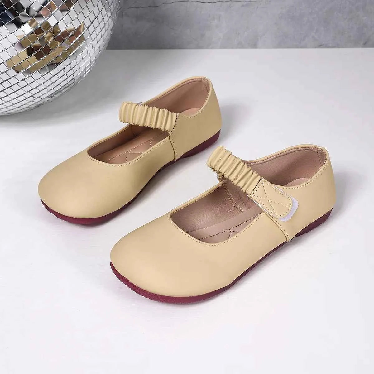 Round Toe Flat Loafers cb68a48acf0b4498b00c1b18afe4cf5a-Max-Origin