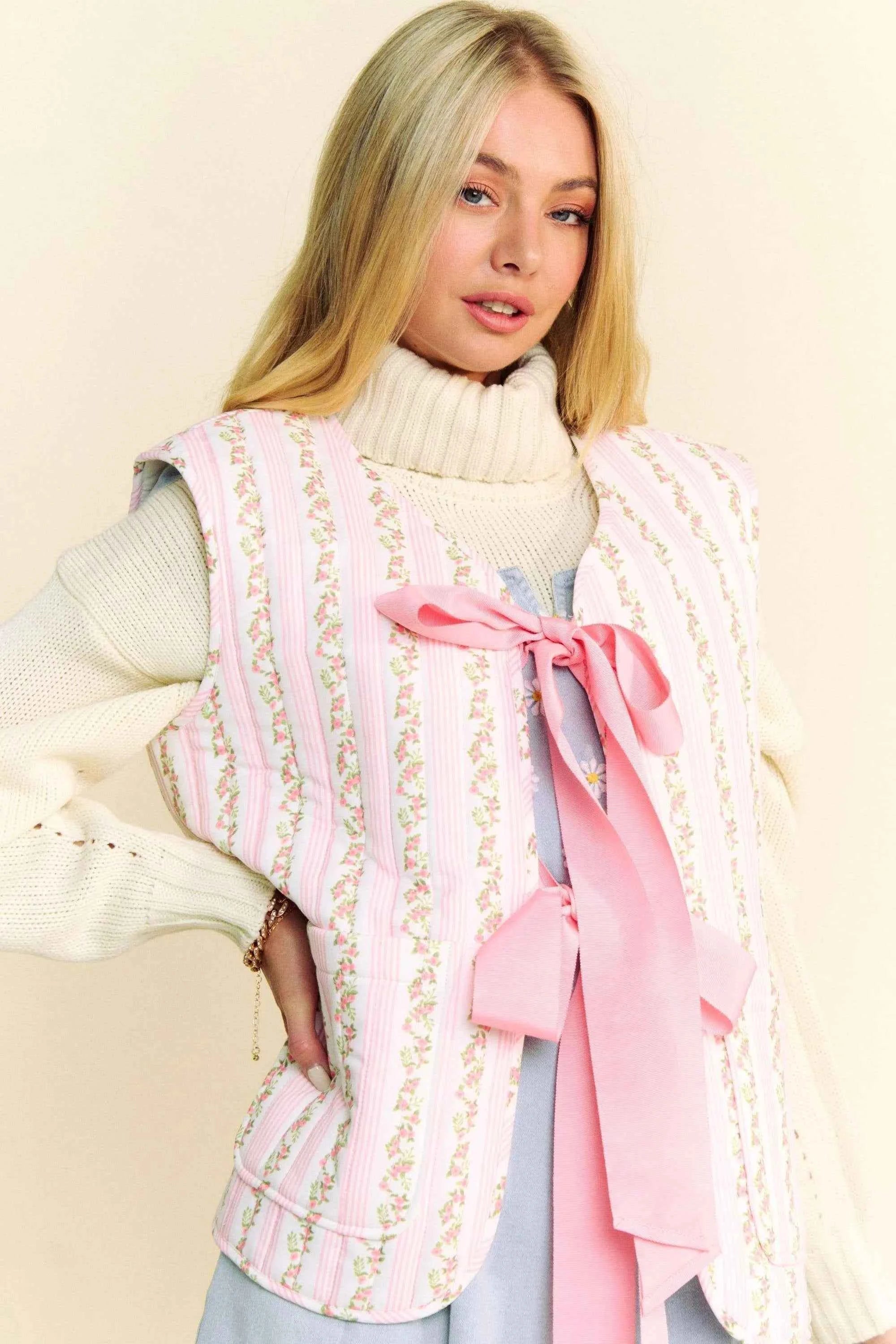 Davi & Dani Quilted Floral Bow Tie Front Padding Vest Jacket cb916067f26a4818a623bab4b57f0cd1-Max-Origin