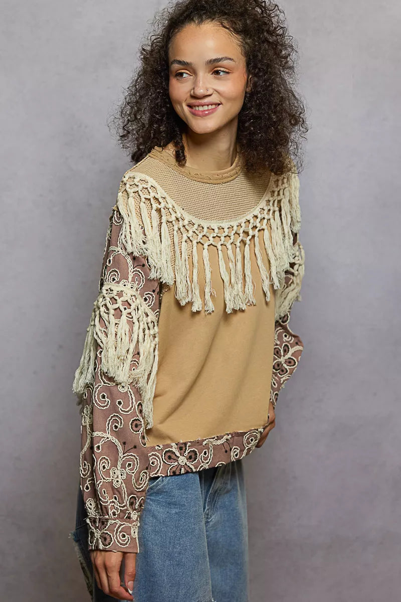 POL Contrast Floral Embroidery Balloon Sleeve Top with Tassel Trim cbb67a51-d47e-4ab8-958f-5f200494d772-Max-Origin