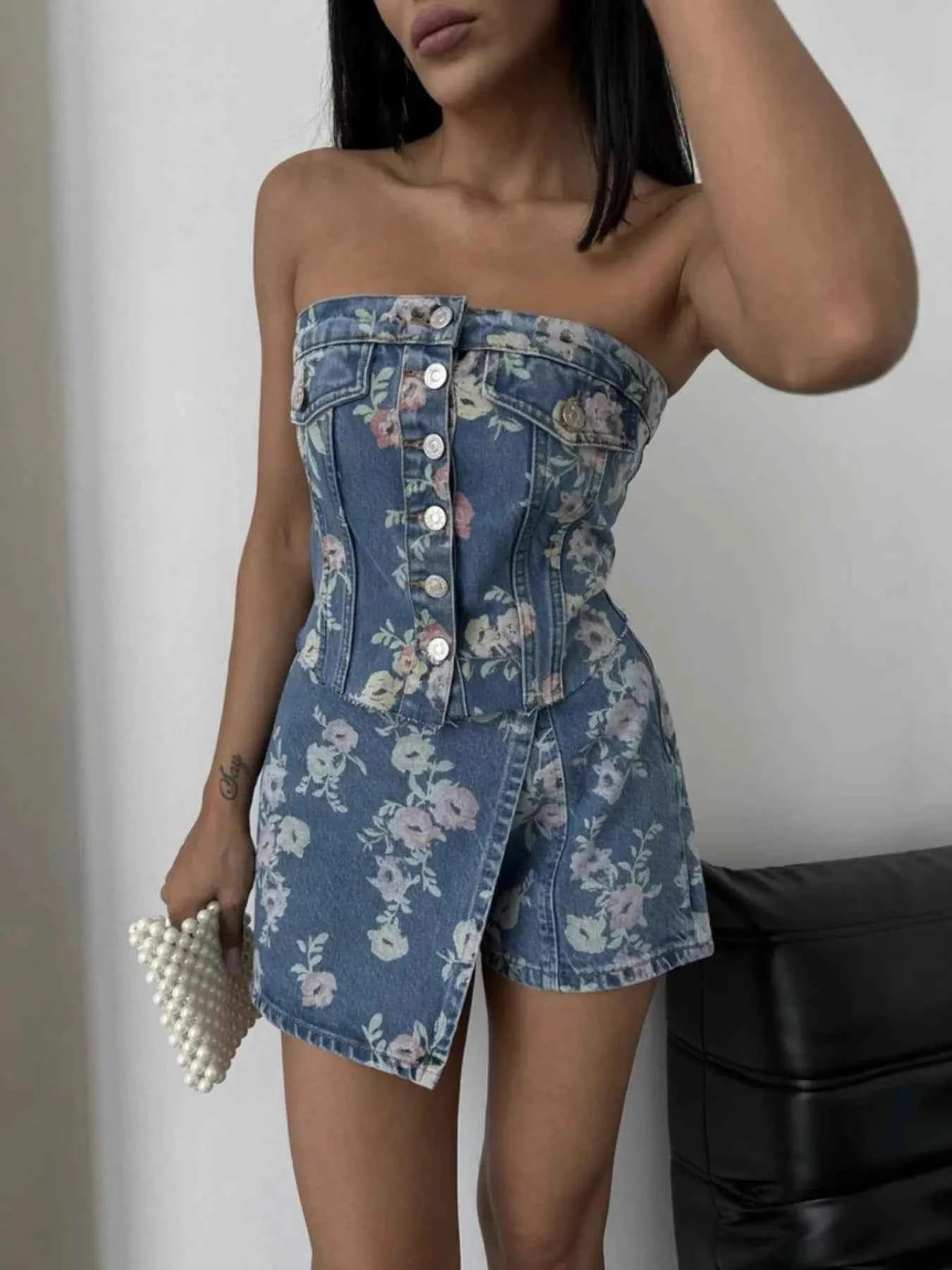 Floral Print Strapless Top and Skort Denim Set cc7ae9be3ff9482ab76b09321e2081ed-Max-Origin