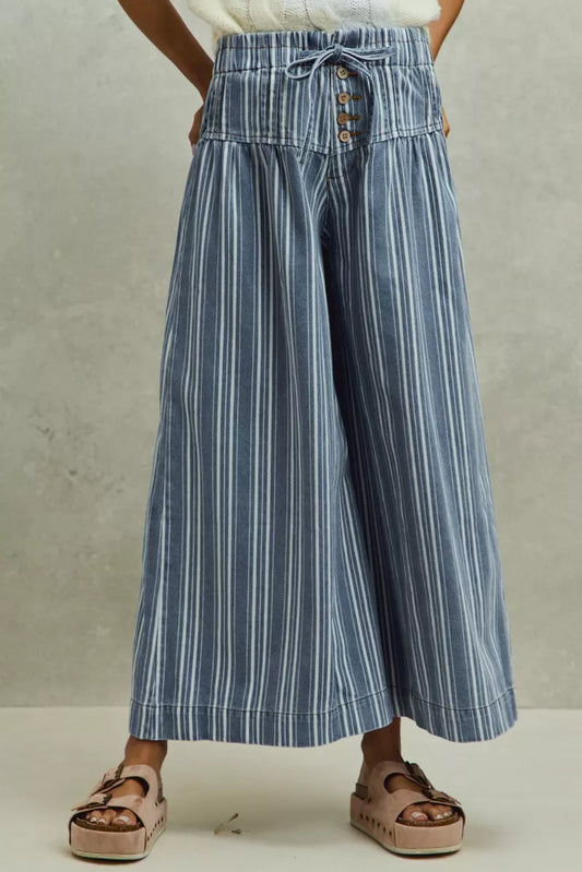 Mid Rise Striped Washed Denim Wide Leg Pleated Pants cc9d0cfd-4b63-4e55-842b-382b1ad63298-Max-Origin
