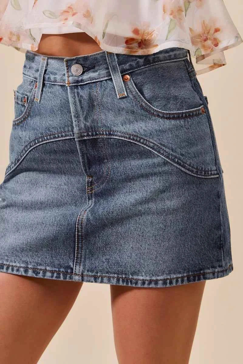 SO ME Washed Denim Mini Skirt with Pockets cdc0524d15a14453adc6983559405e22-Max-Origin