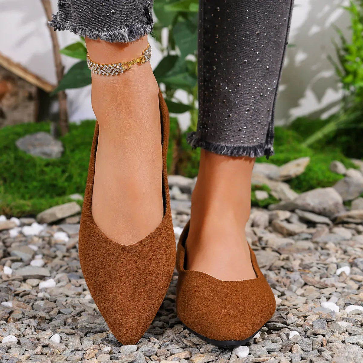 Pointed Toe Slip-Ons Dark Brown cdf21fe1-e9c1-4f24-a556-8540c523acbe-Max-Origin