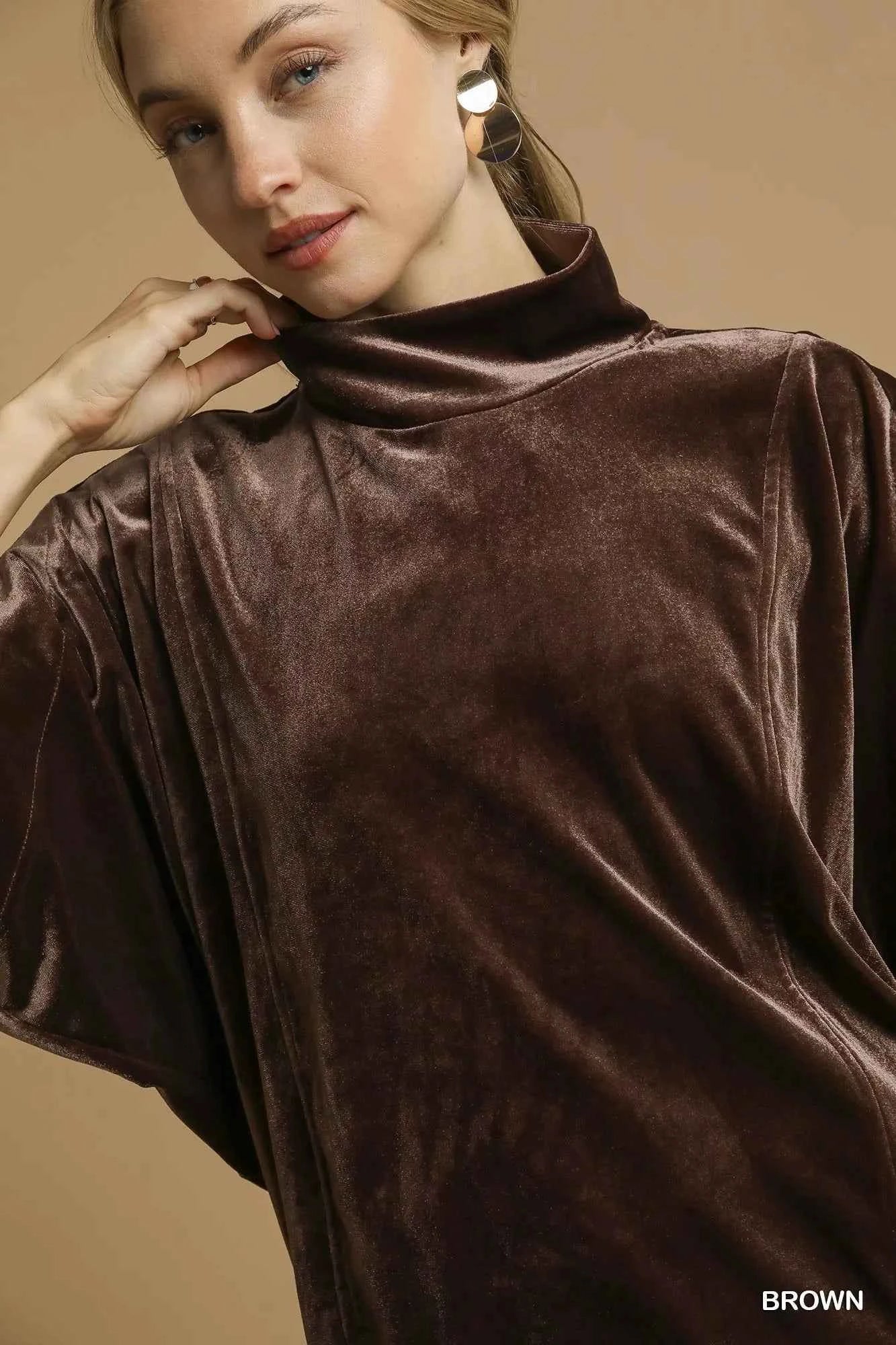 Umgee Velvet Mock Neck Sleeveless Blouse ce32d85f-57a9-4966-a314-ebebdd37e020-Max-Origin