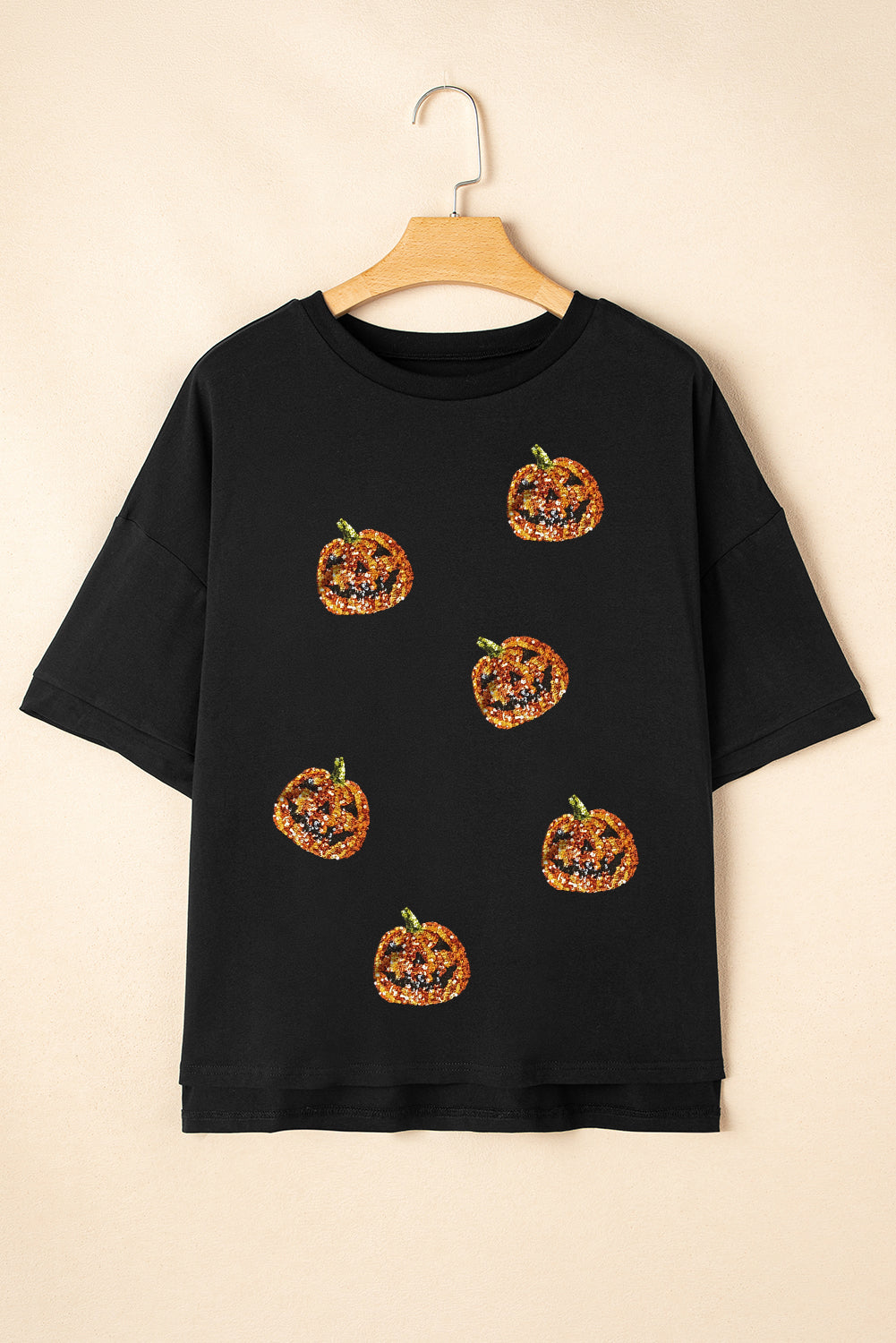 Black Pumpkin Face Sequins Patch Halloween Graphic Tee ce4a74fdaccfe718