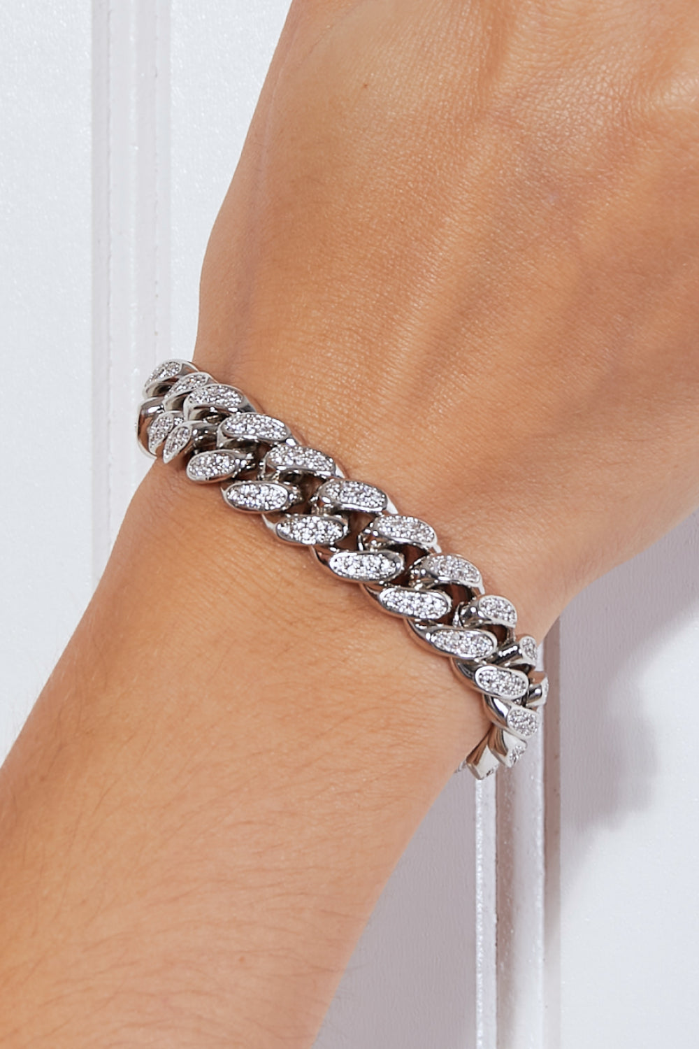 Curb Chain Bracelet Silver 7 ce7ddb37dace46fba56a4904492e93e3-Max