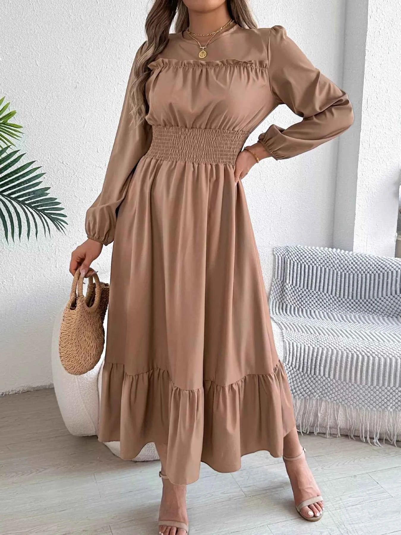 Round Neck Balloon Sleeve Tiered Dress cf3f5425bc664ea8a6a1acac2312aa8a-Max-Origin