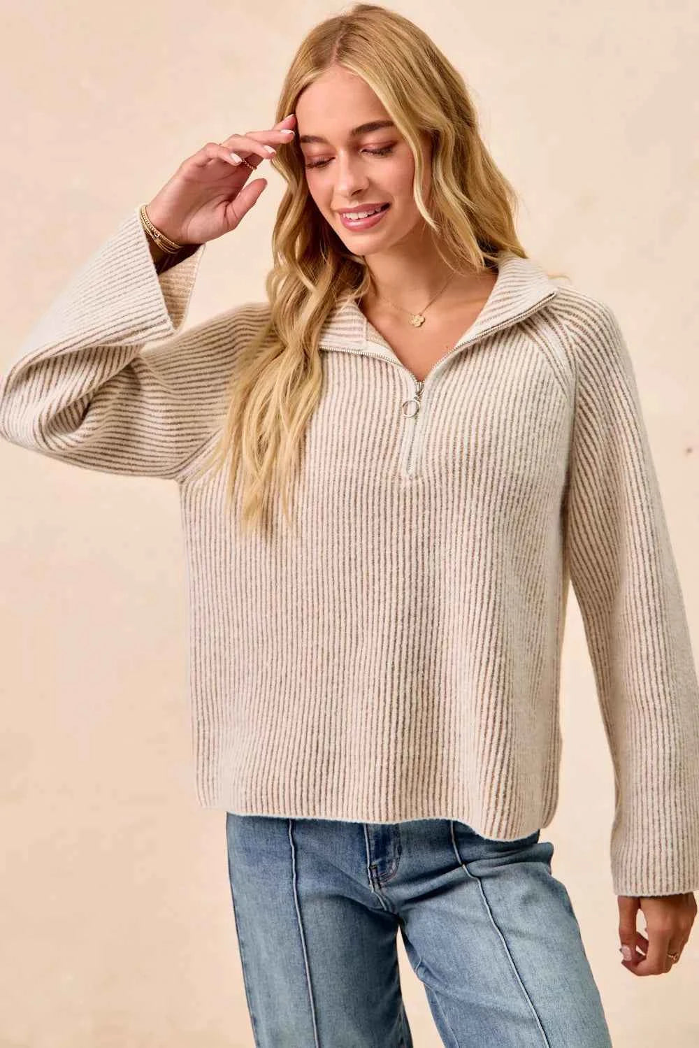 Two Tone Rib Texured Knit Collared Top with Zip Up cf6d4a25046e4bc9beaf11a65383aeeb-Max-Origin