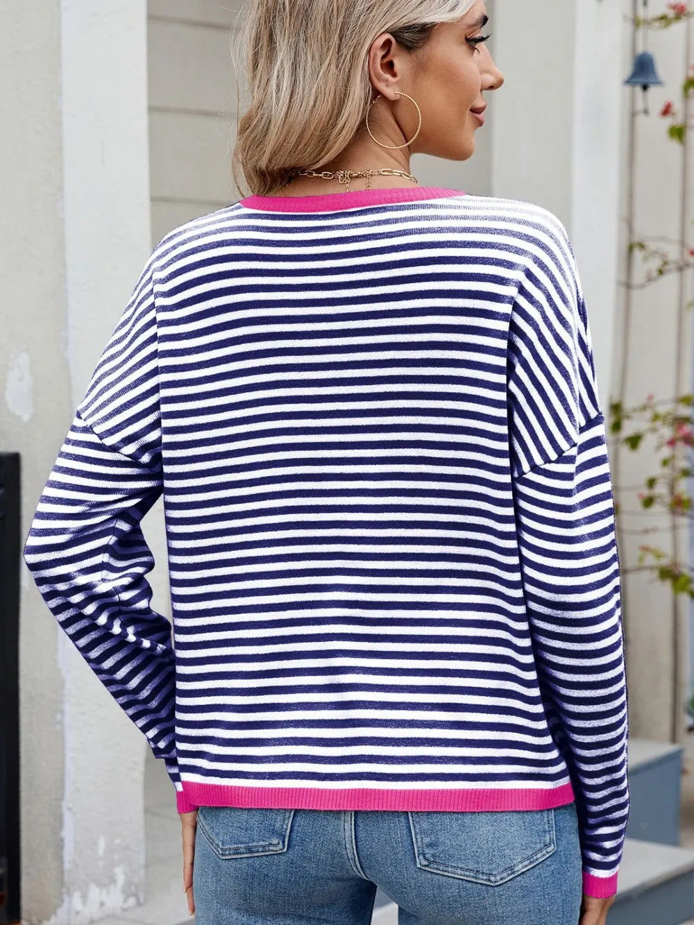 Striped Contrast Round Neck Long Sleeve Sweater cf6f32aa-9c63-4453-91da-f28430398f9c-Max