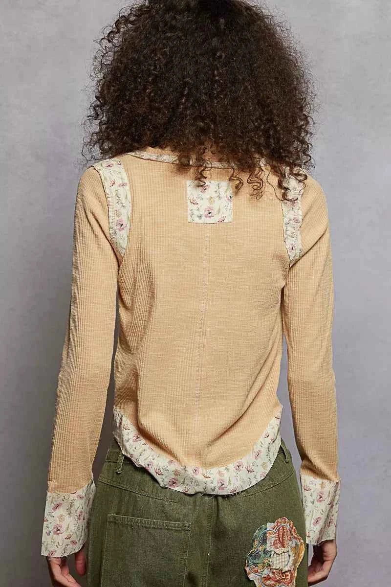 Floral Patch V-Neck Long Sleeve Ribbed Top cfebbc0f-a736-4ce6-83bc-d922f3f66f49-Max-Origin
