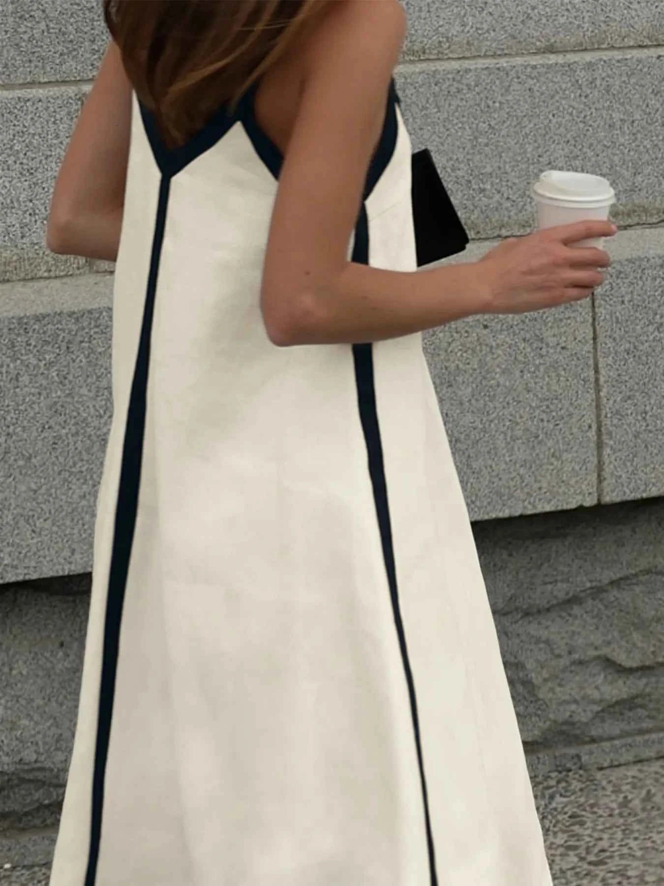 Contrast Trim V-Neck Maxi Dress cff5b77e-0f88-4fe9-8dc1-f2d02c0f4b44-Max-Origin