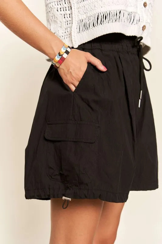 ADORA Drawstring Shorts with Pockets d148d782-53e0-4612-8df5-087cfee481e9-Max