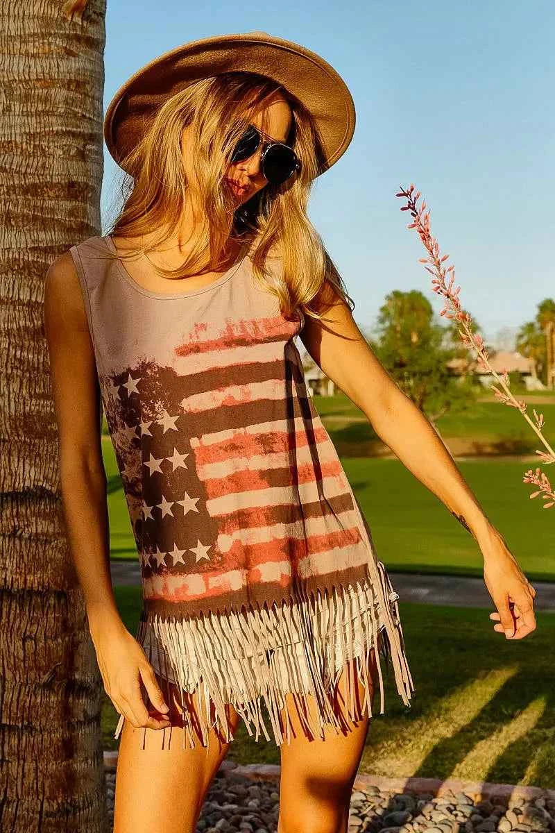 American Flag Print Knit Sleeveless Top d1582b926ec04c7cb5a9a394fc0a7a4c-Max-Origin