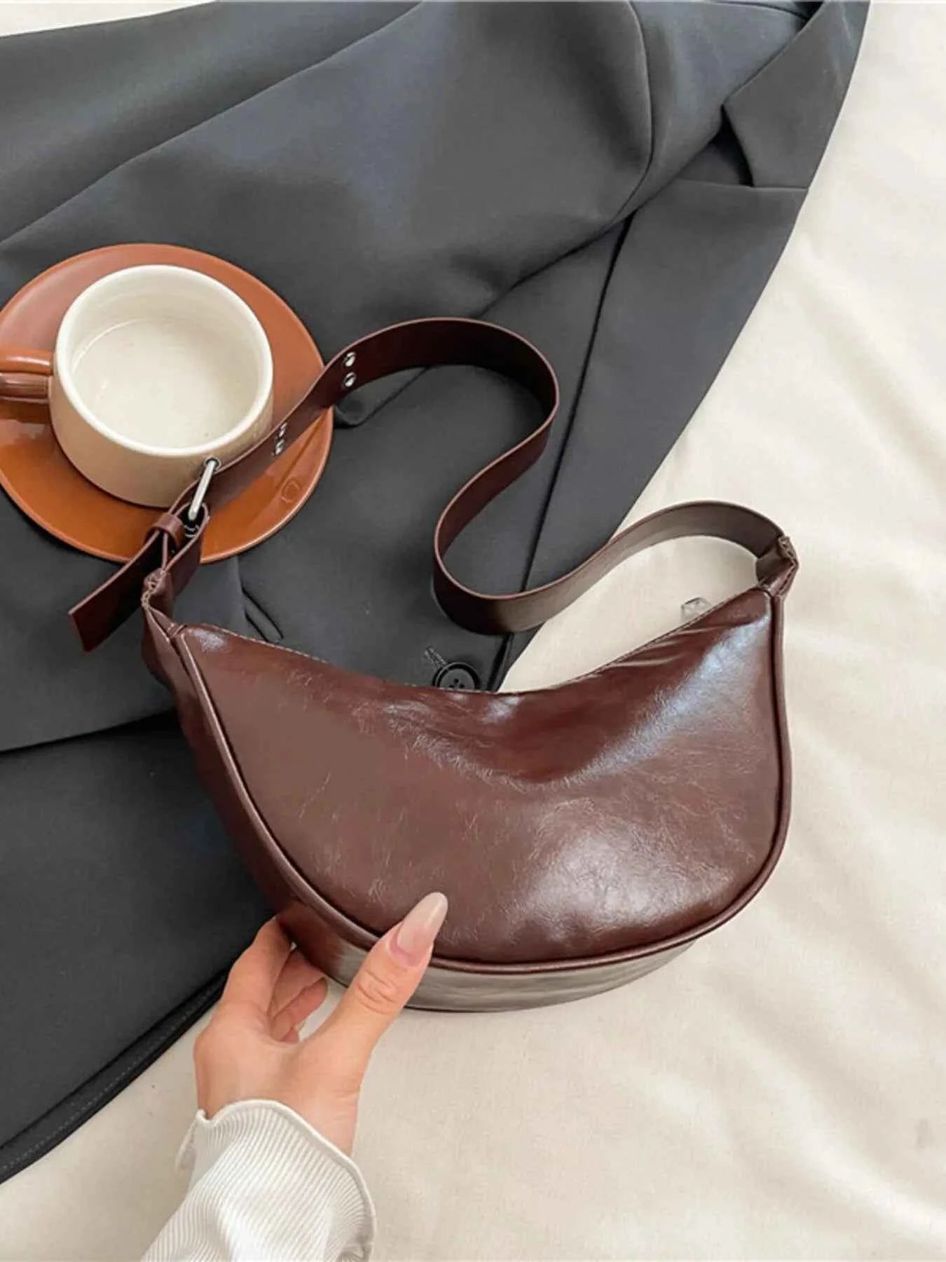 Adjustable Strap Shoulder Bag d165e54d-7f92-4f0d-a7e4-9321015e3b7f-Max-Origin