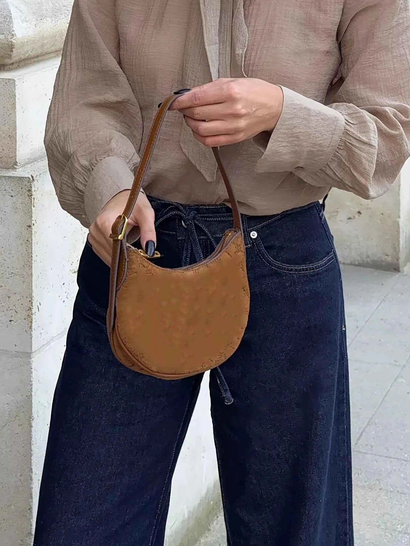 Tied Loose Fit Flare Jeans d16c8de3e85241059733d286ba2222aa-Max-Origin