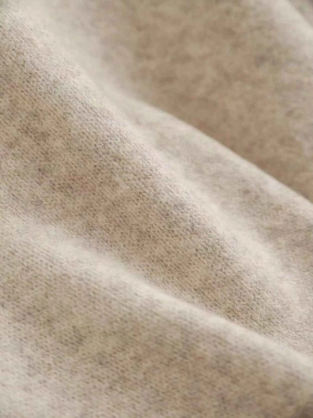 Bow-knot Front V-Neck Knit Cardigan d1839cc8b26c4026acce1a5f18b1b515-Max-Origin