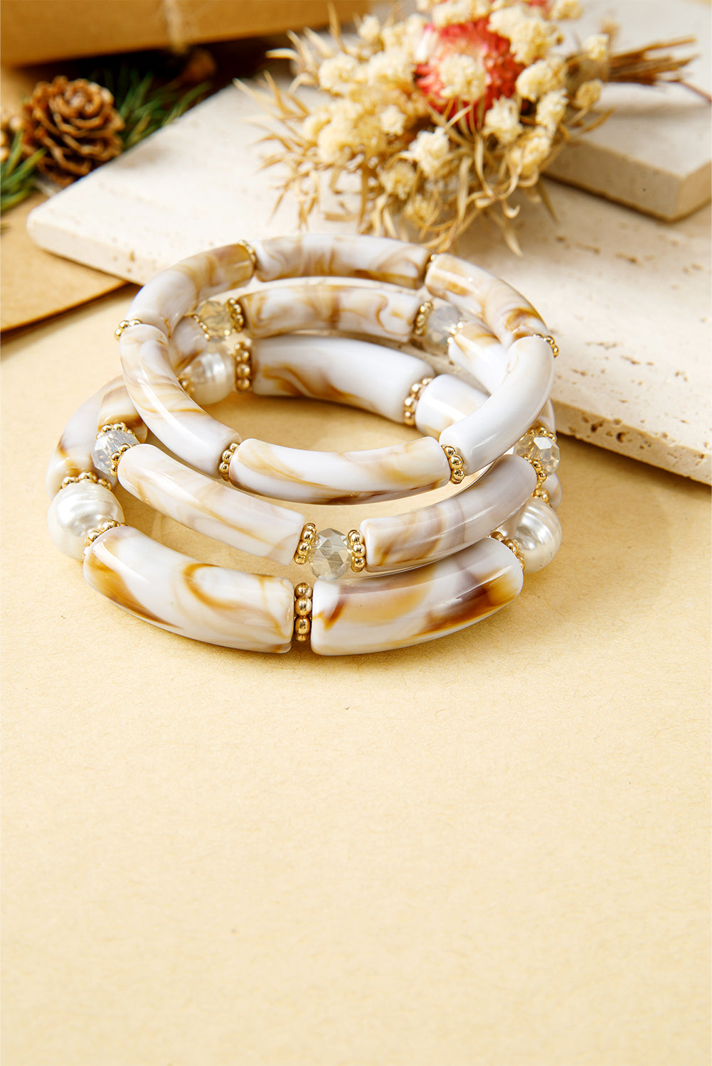 White 3pcs Boho Vintage Acrylic Beaded Bracelet Set d18c10510d7c51d9
