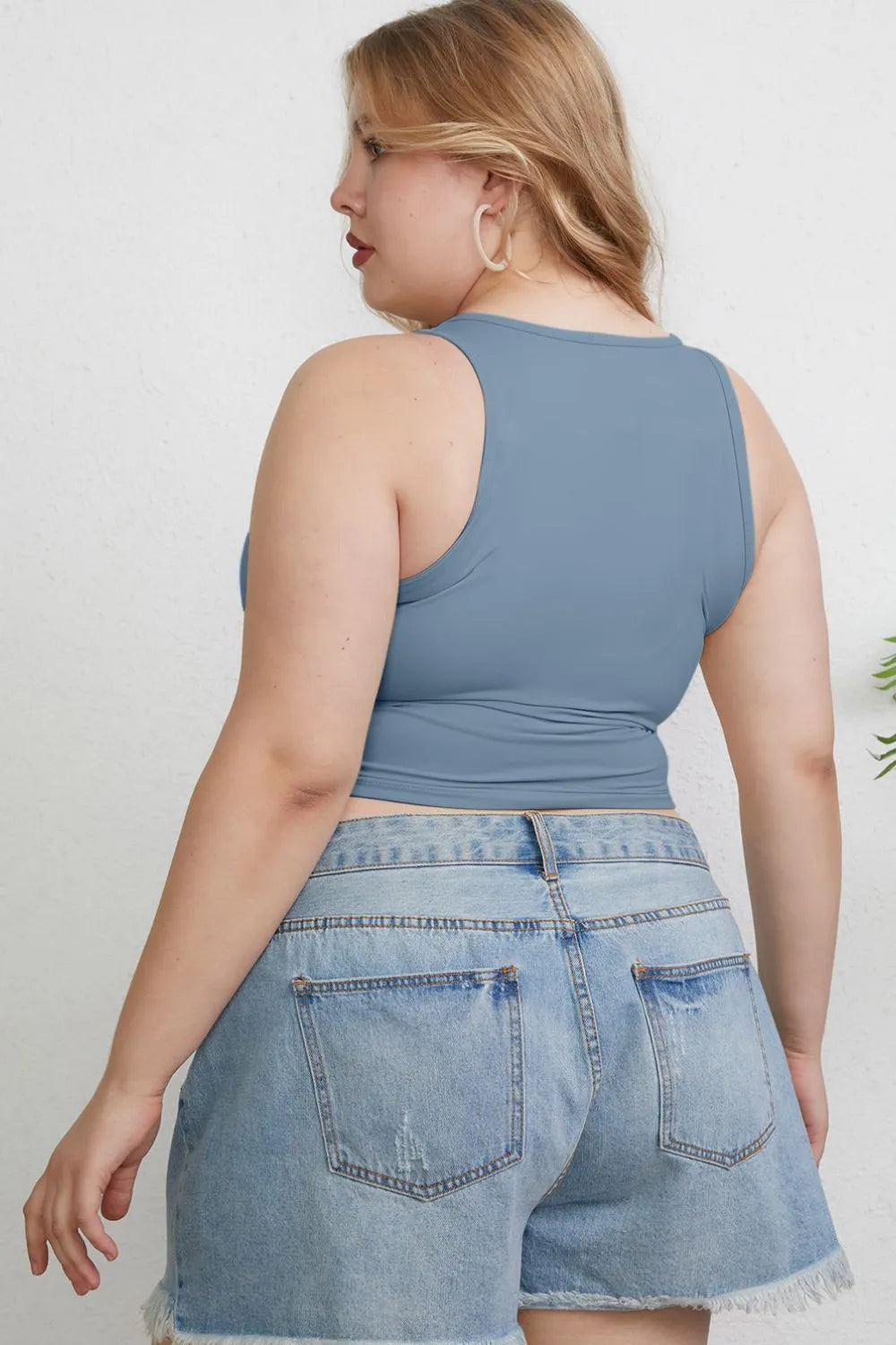 Basic Bae Full Size Round Neck Slim Tank d1d5248f-a278-447b-997c-4367cdf7bfdd-Max