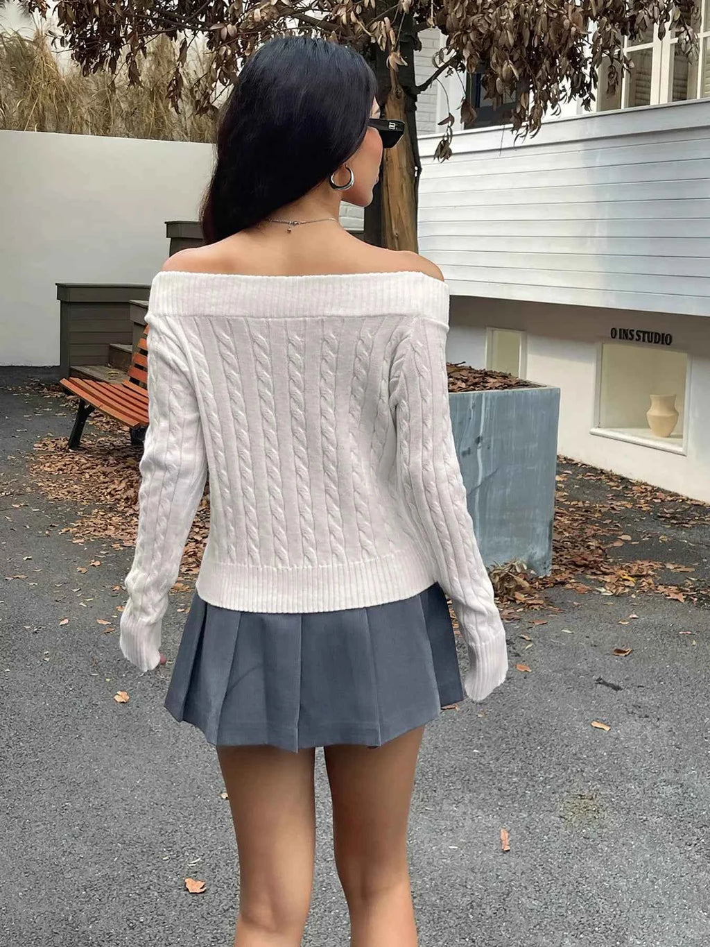 Off-Shoulder Cable Knit Sweater d1f04c07ad824fdca5b9ac797c54de75-Max-Origin