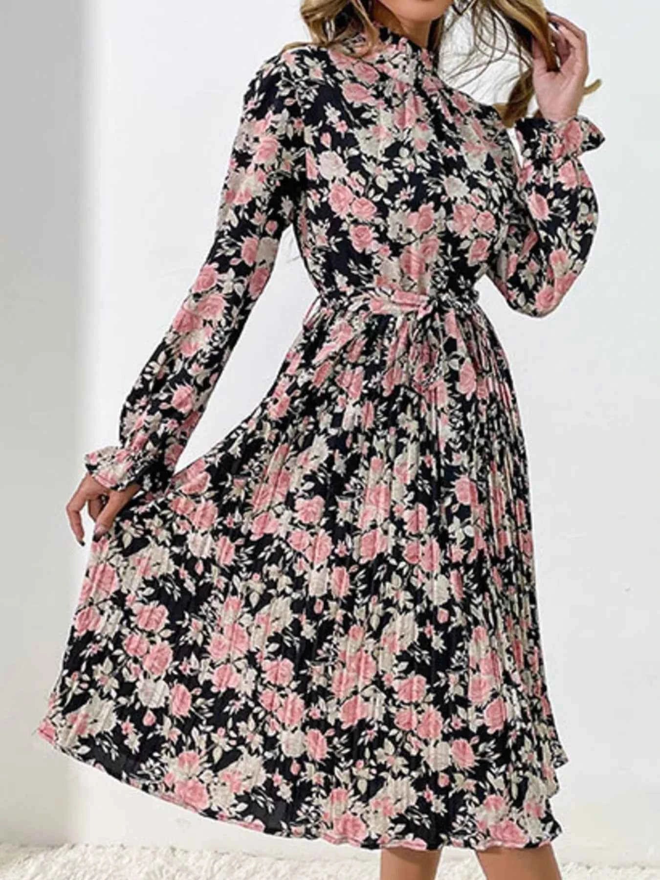 Floral Print Long Sleeve Pleated Midi Dress Black d1f06eae-d0dd-41d6-9273-95ee9b56cd0c-Max-Origin