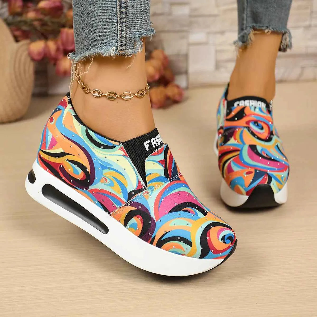 Colorful Abstract Pattern Platform Sneakers Red d22b4cfaa0344fc1809811d5aeecc2bc-Max-Origin
