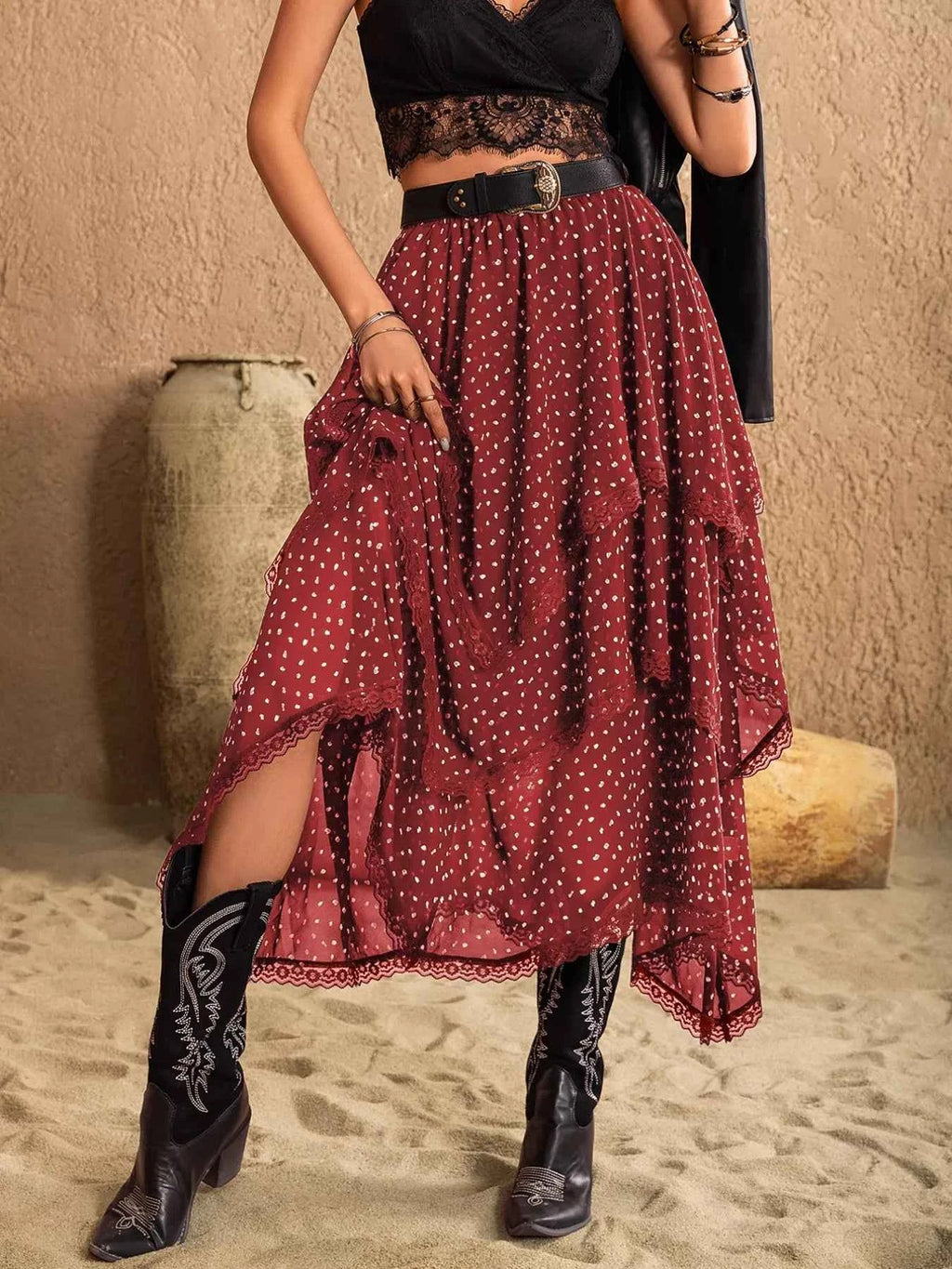 Lace Detail Layered Skirt d246dfff-a91f-4d36-b160-ca688ab66368-Max-Origin