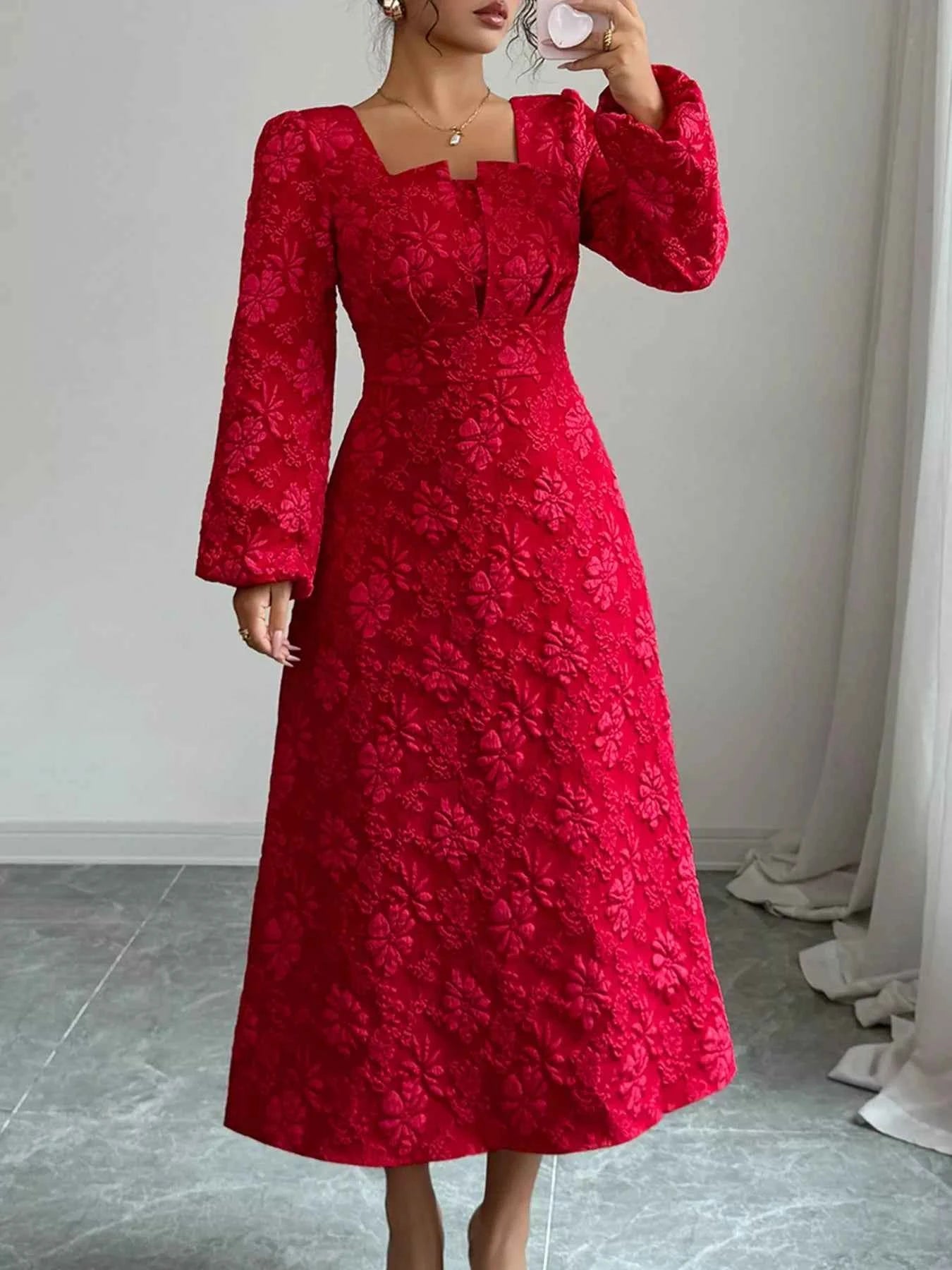 Floral Balloon Sleeve Midi Dress Scarlet d2db8214-9db3-4c47-86ed-40a67fdc925d-Max-Origin