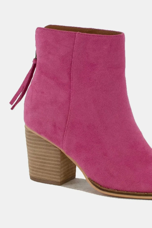 Beast Fashion Suede Point Toe Ankle Booties d2e28aad-30cc-430b-9ae1-965ca2eafcf4-Max