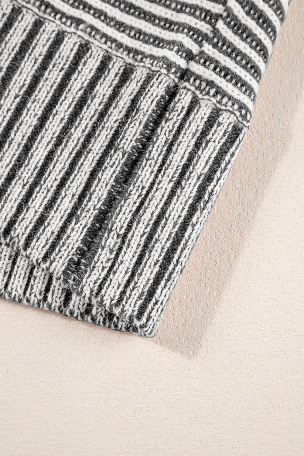 Black Striped Print Ribbed Knit Raglan Sleeve Baggy Sweater d2e5c0dcb3c203cb