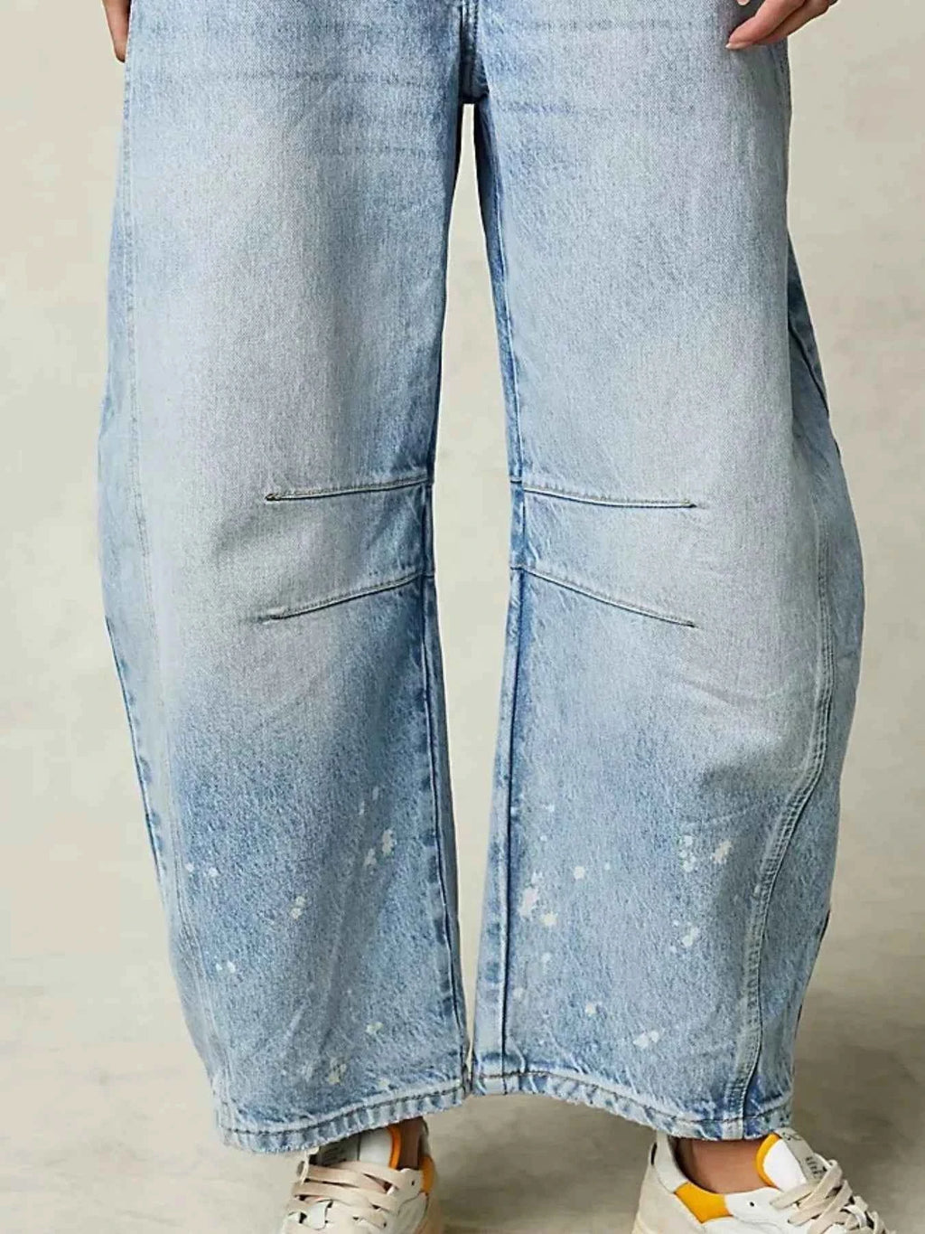 Wide Leg Relaxed Fit Jeans d2f74761-56b6-4362-a810-19052a5dc4d5-Max-Origin