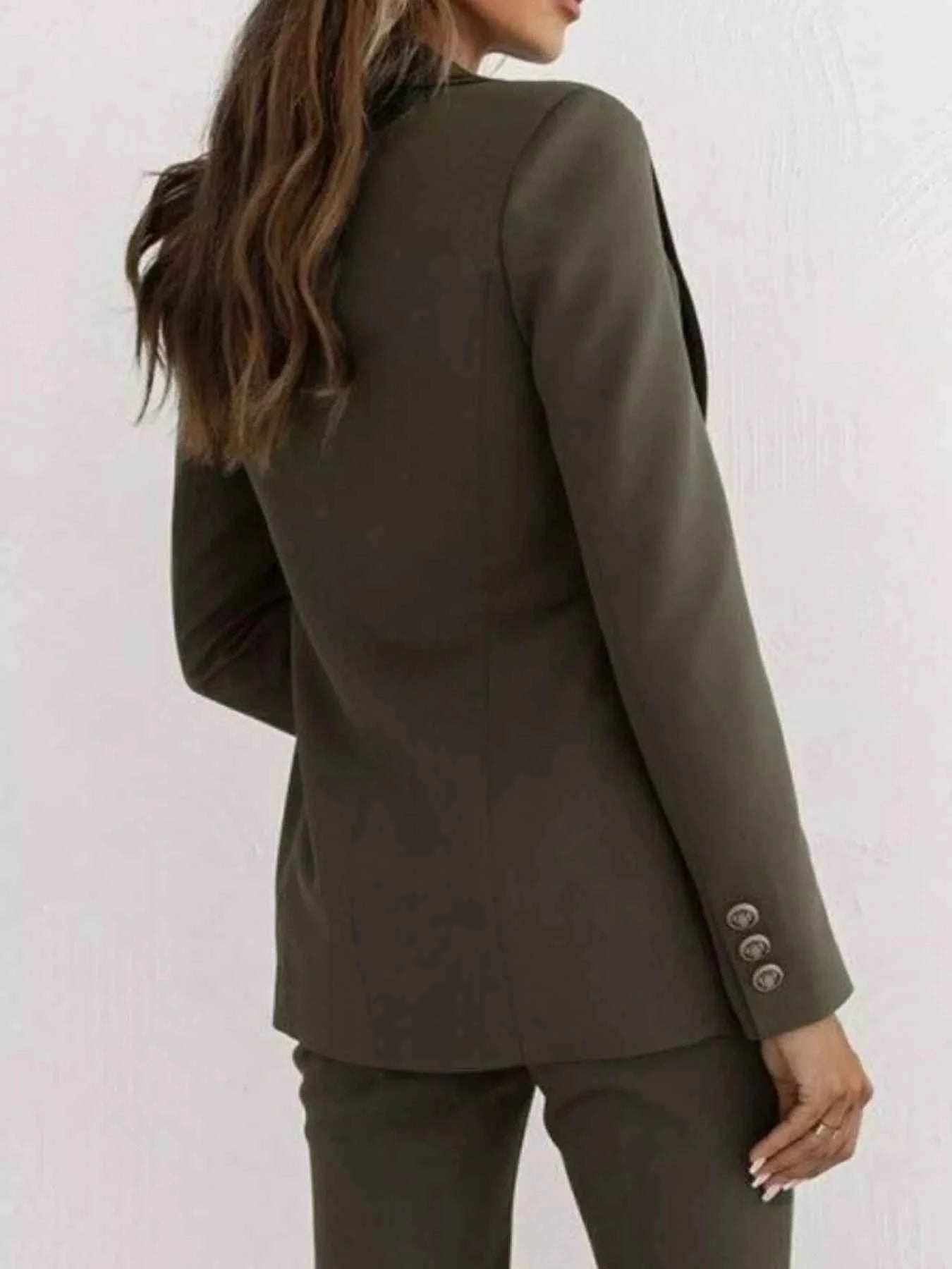 Double-Breasted Lapel Collar Blazer d2fec9f9-63d0-4371-a6ed-eafb8d60d4ef-Max-Origin