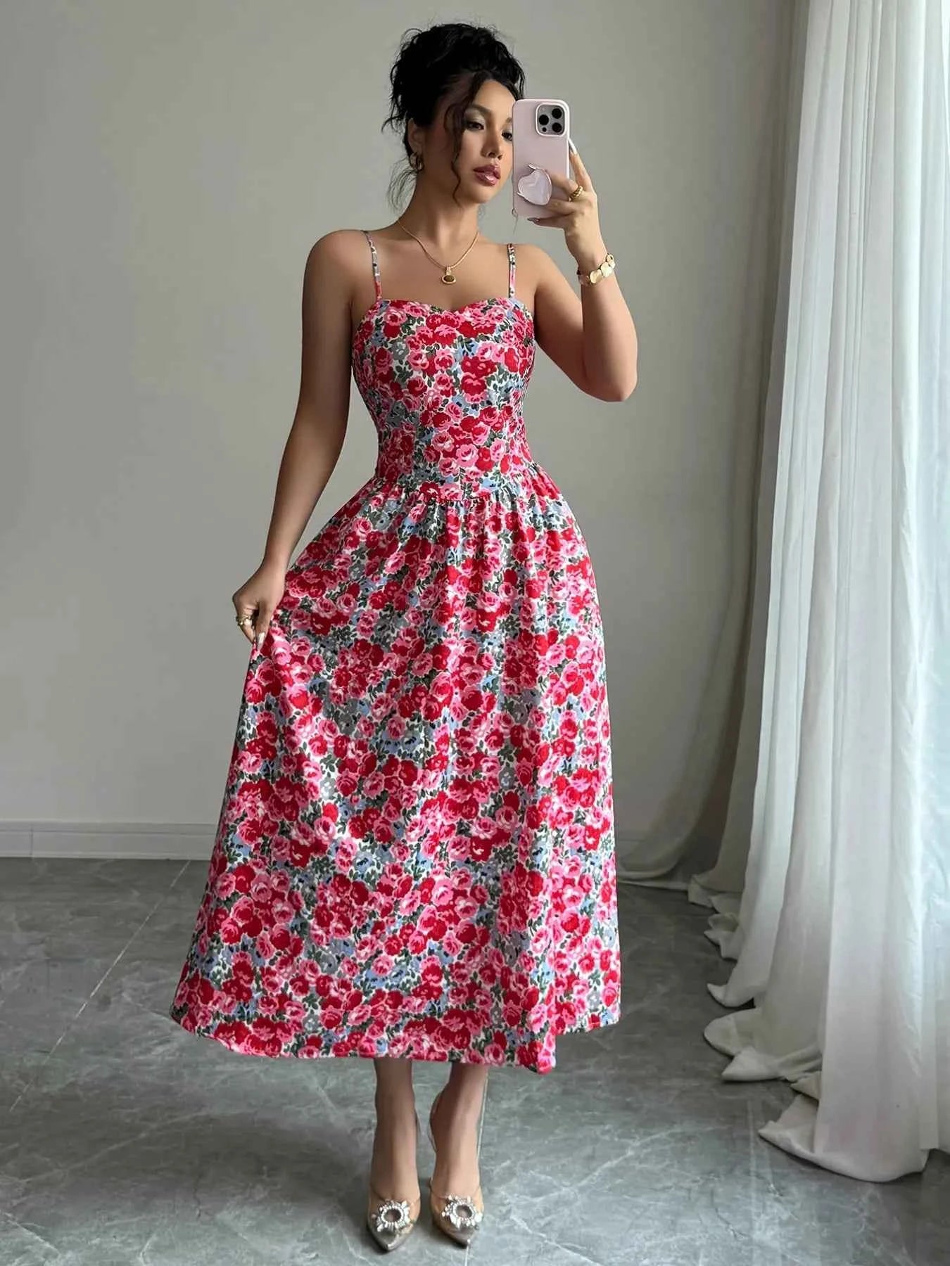 Floral Print Sweetheart Neck Cami Dress d3017c43-bae4-4130-a9c2-756c0fd11f04-Max-Origin