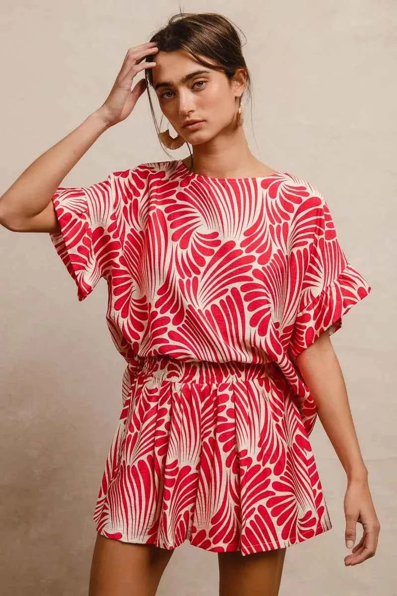 BiBi Print Woven Ruffled Sleeves Top d31a7c43ea8b4db7bc4f3951b53af0ef-Max-Origin