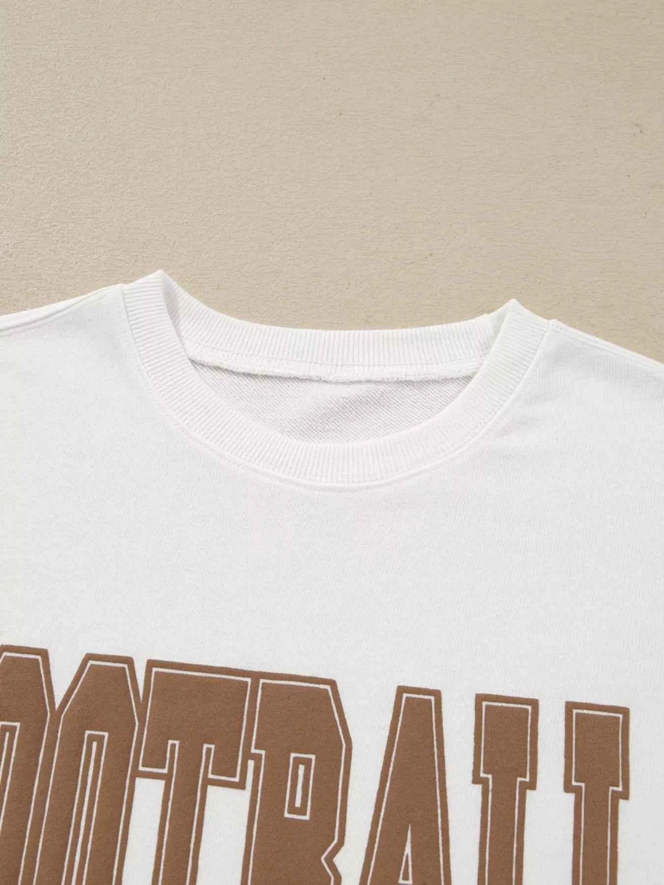 FOOTBALL 3D Letter Graphic Crew Neck Sweatshirt d350d521f07540a29499ff456946b1f8-Max-Origin