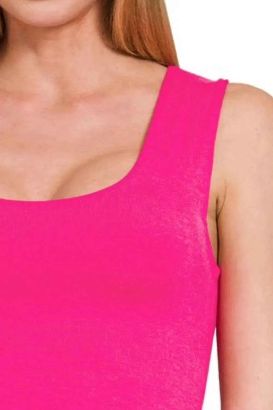 Double Layered Cropped Tank Top d3988ea8-4655-4b4f-b2f8-c518d56638fd-Max-Origin