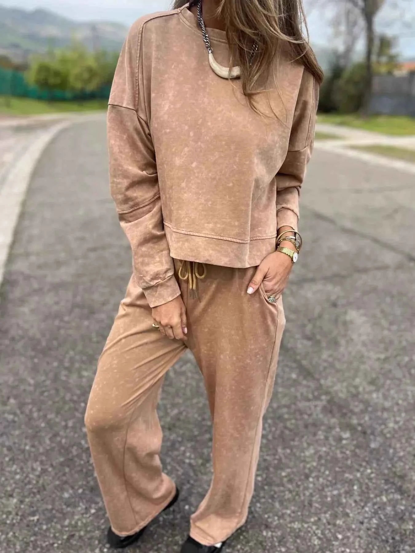 Full Size Washed Round Neck Top and Drawstring Pants Set Plus Size d3a709d4-d1c6-4568-bb3f-296590b92a9f-Max-Origin