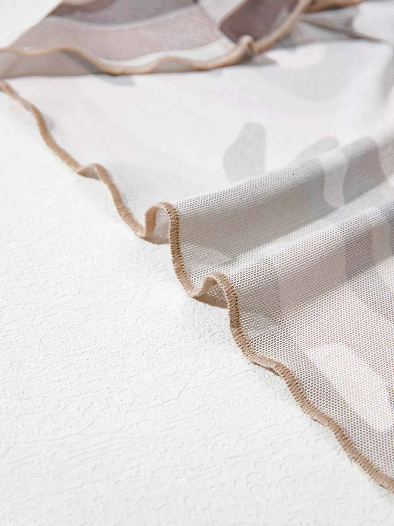 Camouflage Print Mesh Long Sleeve Top d3b782ef5ec340ff94ebfae146302299-Max-Origin