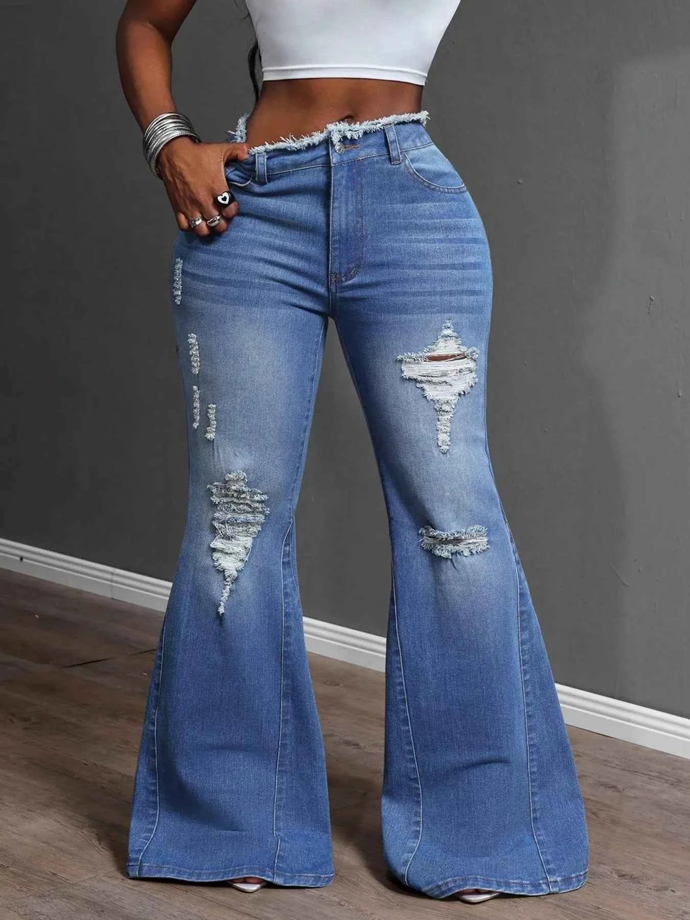 High Waisted Distressed Flare Jeans d3d6123dff9b4e81b7c7b1ae24c7822f-Max-Origin