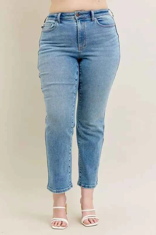 Judy Blue Full Size Hw Vintage Straight Jeans Plus Size d402bfac-32f8-4862-b8b5-6c875b62ae39-Max-Origin