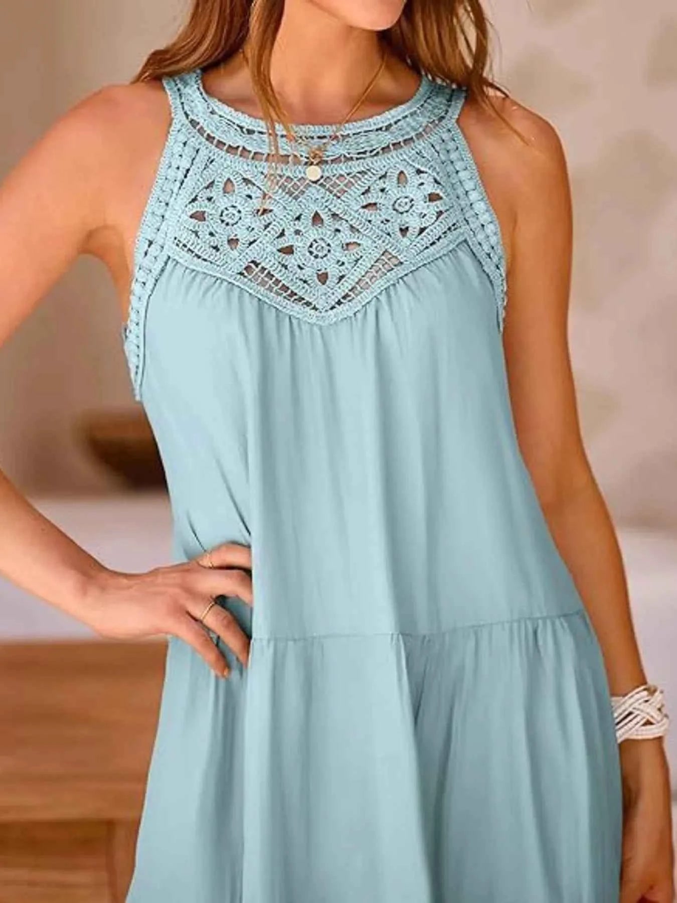 Crochet Lace Tiered Summer Dress d43d1f1f585e45c580b94b1de32f906a-Max-Origin