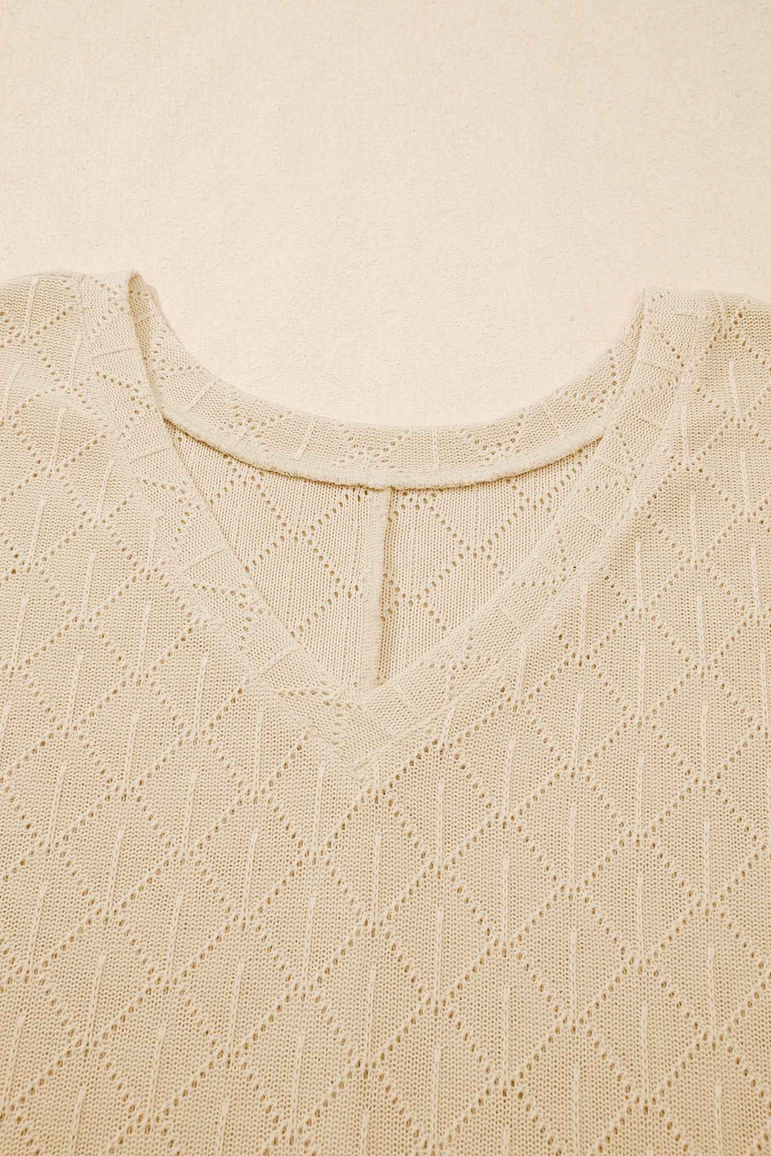 Light Pink Pointelle Rhombus Knit Plus Size V Neck Loose Top d449709b6cd48eb5
