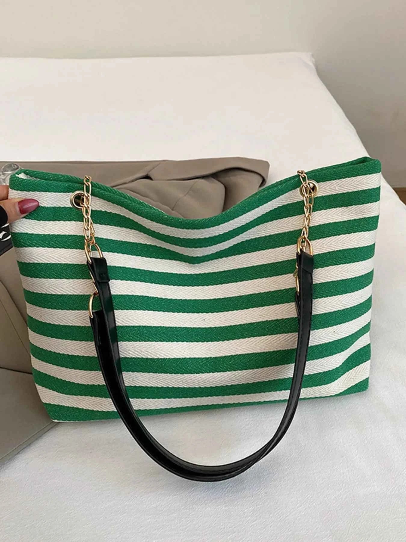 Striped Shoulder Bag with Chain Detail d4531c07f6624a849cff957210ff3345-Max-Origin