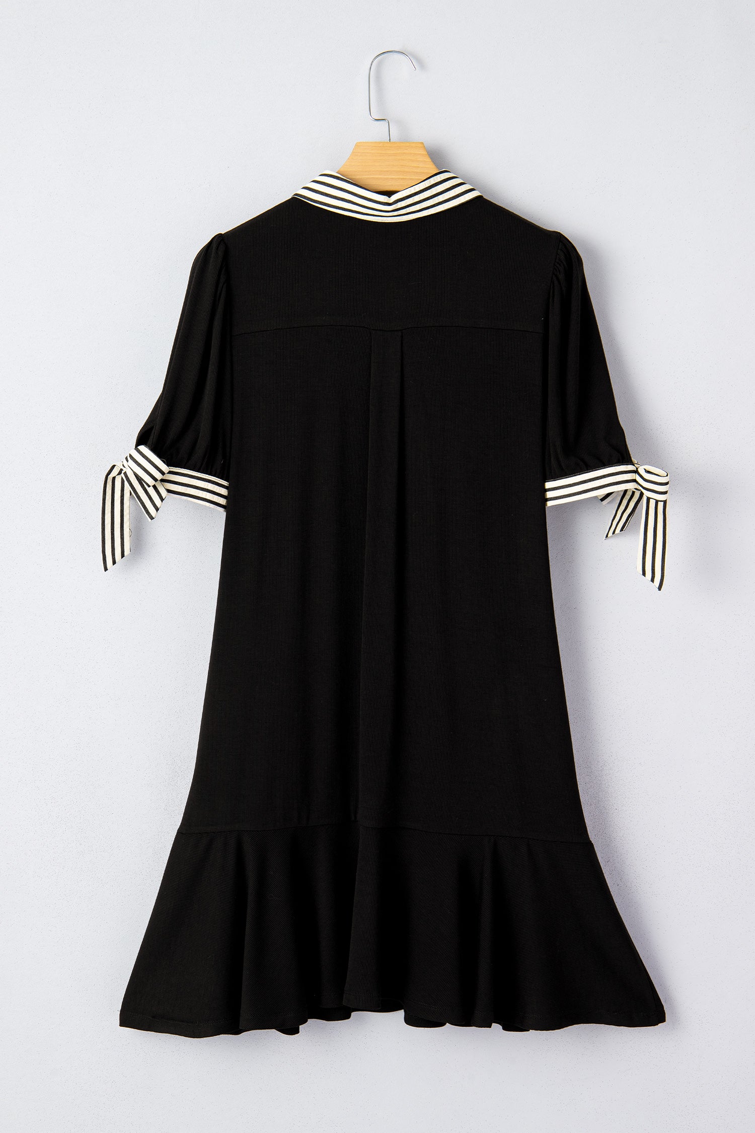 Black Stripe Detail Polo Collar Half Buttons Tied Short Sleeve Shift Mini Dress d45b4ea96f8c71b2
