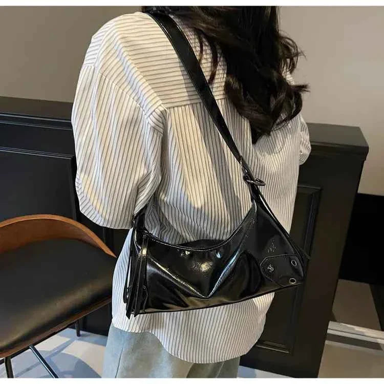 Adjustable Strap Shoulder Bag Black onesize d4ddce624aa94f9cae711e10d6fe530a-Max-Origin