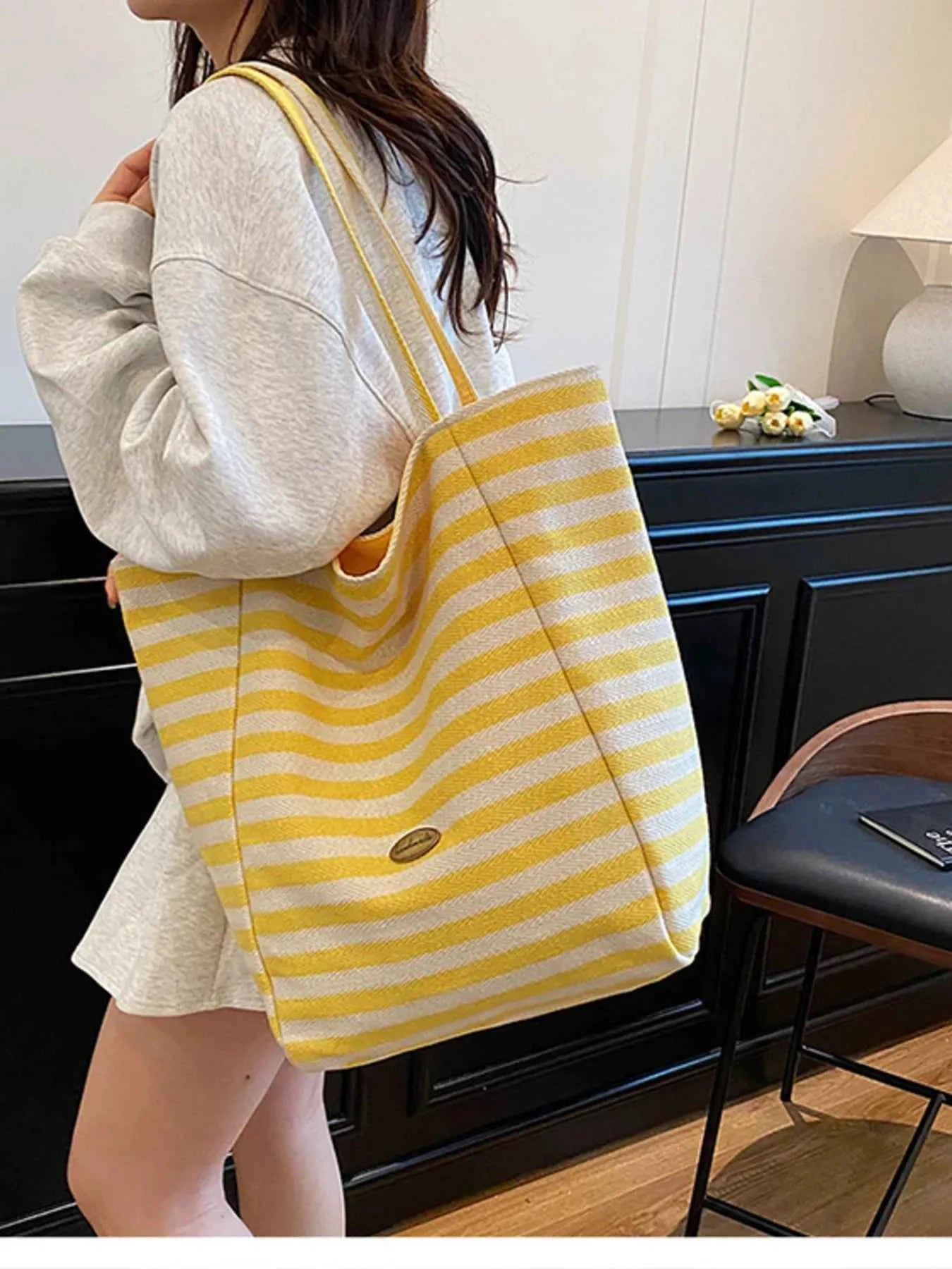 Striped Canvas Tote Bag d5afa8abbc9945798c2a4f77f0f4a3bd-Max-Origin
