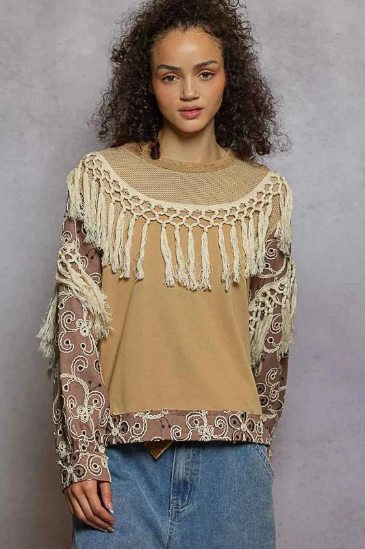 POL Contrast Floral Embroidery Balloon Sleeve Top with Tassel Trim d5d9ba41-786b-4800-a144-a4e1e11332c3-Max-Origin