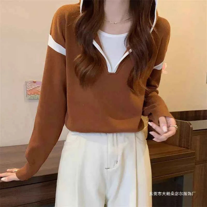 Contrast Trim Hooded Sweater d6115513-df05-44e7-8e69-c9f311b1934d-Max-Origin