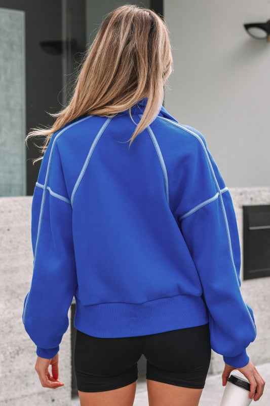 Clover Exposed Seam Chic Sweatshirt d67fe804-118f-463e-a390-32b5994bfe70