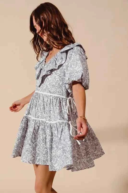 SO ME Cotton Printed Ruffle V Neckline Dress with Side Tie d6a29bfeedd34af989759cf64ebc9e1a-Max-Origin