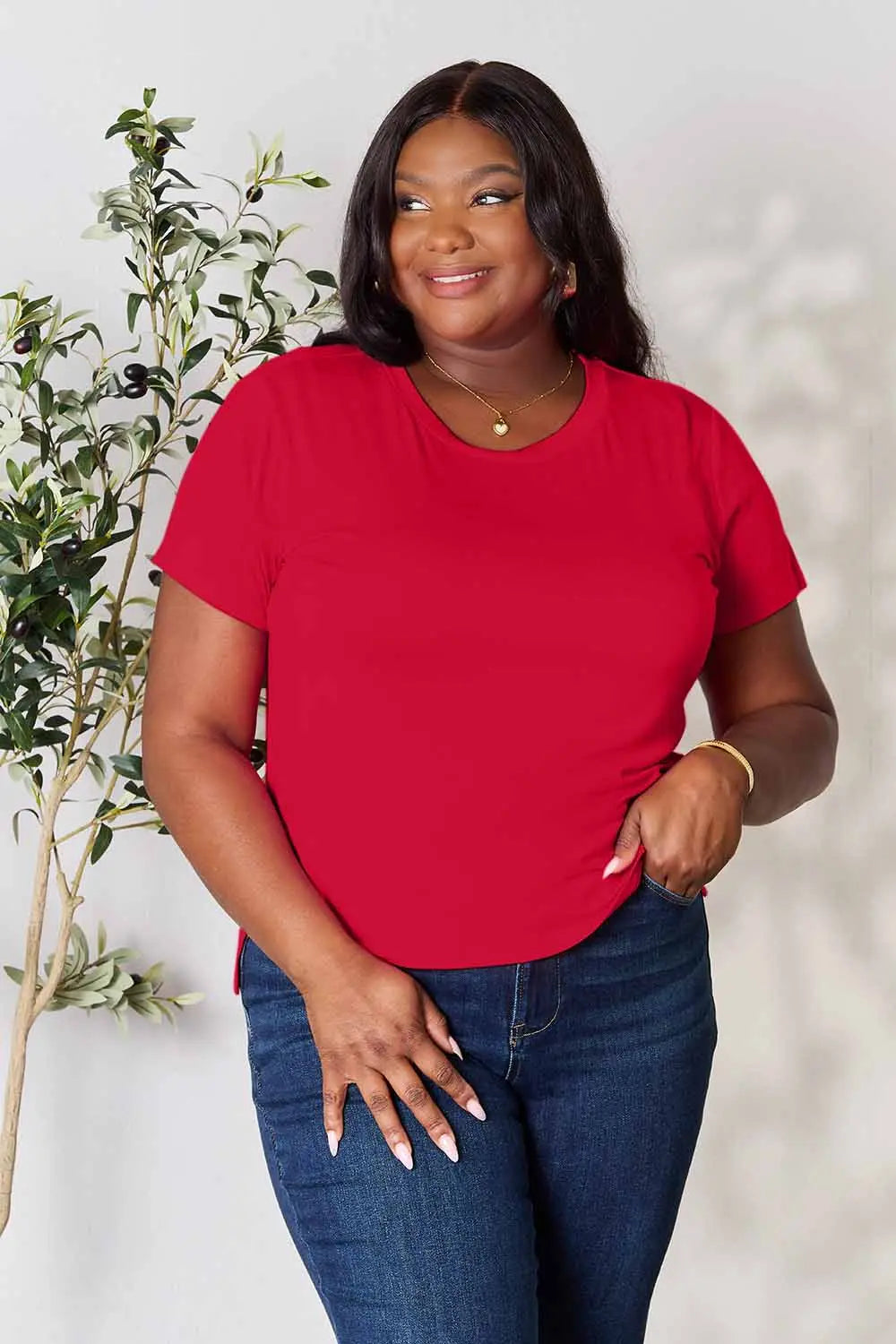 Basic Bae Full Size Round Neck Short Sleeve T-Shirt d75fd76605b3472984b18463e5051d4d-Max